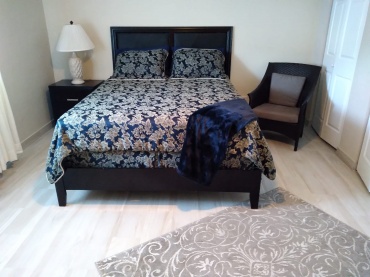 BB-173  ISLAND BAY CONDO