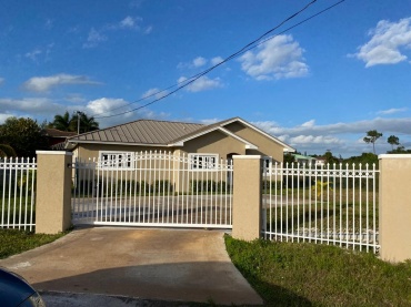 BB-174  LOOKOUT POINT FREEPORT GRAND BAHAMA