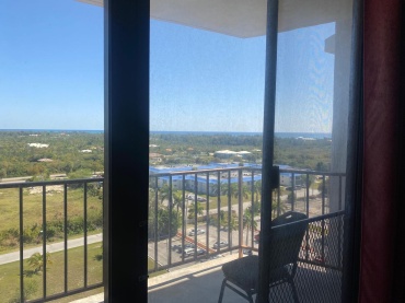 BB-178  LUCAYAN TOWERS NORTH