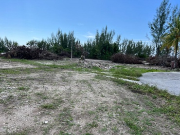 BB-139. 5-ACRES BEACH, AND CANAL, FRONT PROPERTY AT BAHAMIA BEACH CLUB, TRACK TOURIST COMMERCIAL